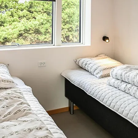 8 Bedroom Lovely In Σπίτι διακοπών *